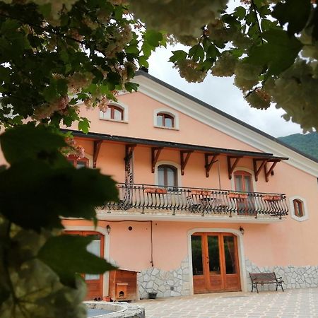 Da Nonna Li Rooms And Breakfast Villetta Barrea Luaran gambar
